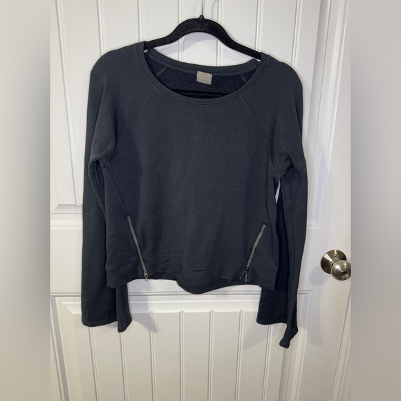 CALIA by Carrie Underwood Black Effortless Zipper Lightweight Sweatshirt - Picture 2 of 9
